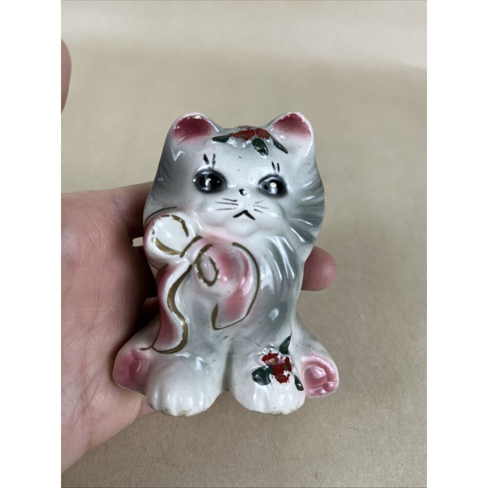 Vintage Ceramic Seated Kitty Cat w/ Pink Bow One of Fluff & Puff Figurine Japan - Picture 2 of 6